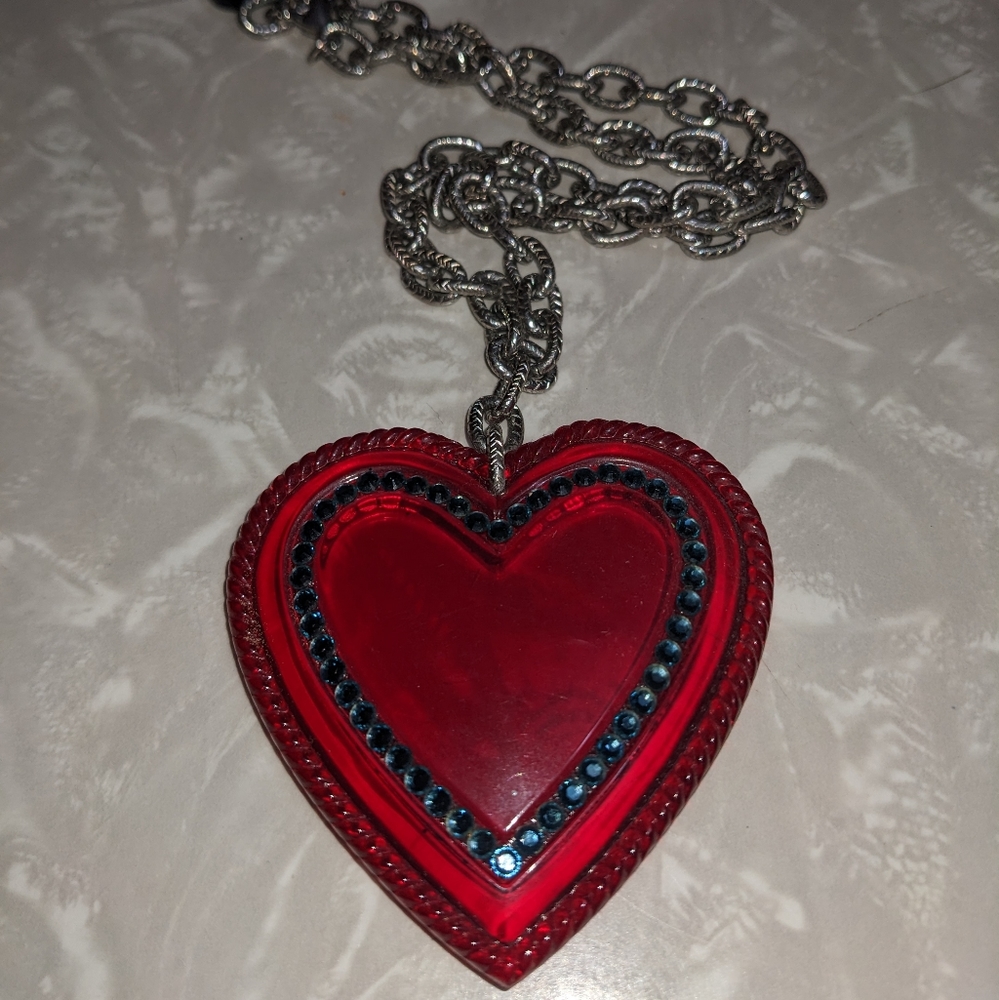 Tarina Tarantino red heart on a chain necklace